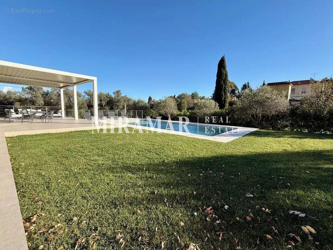 Maison à VILLEFRANCHE-SUR-MER