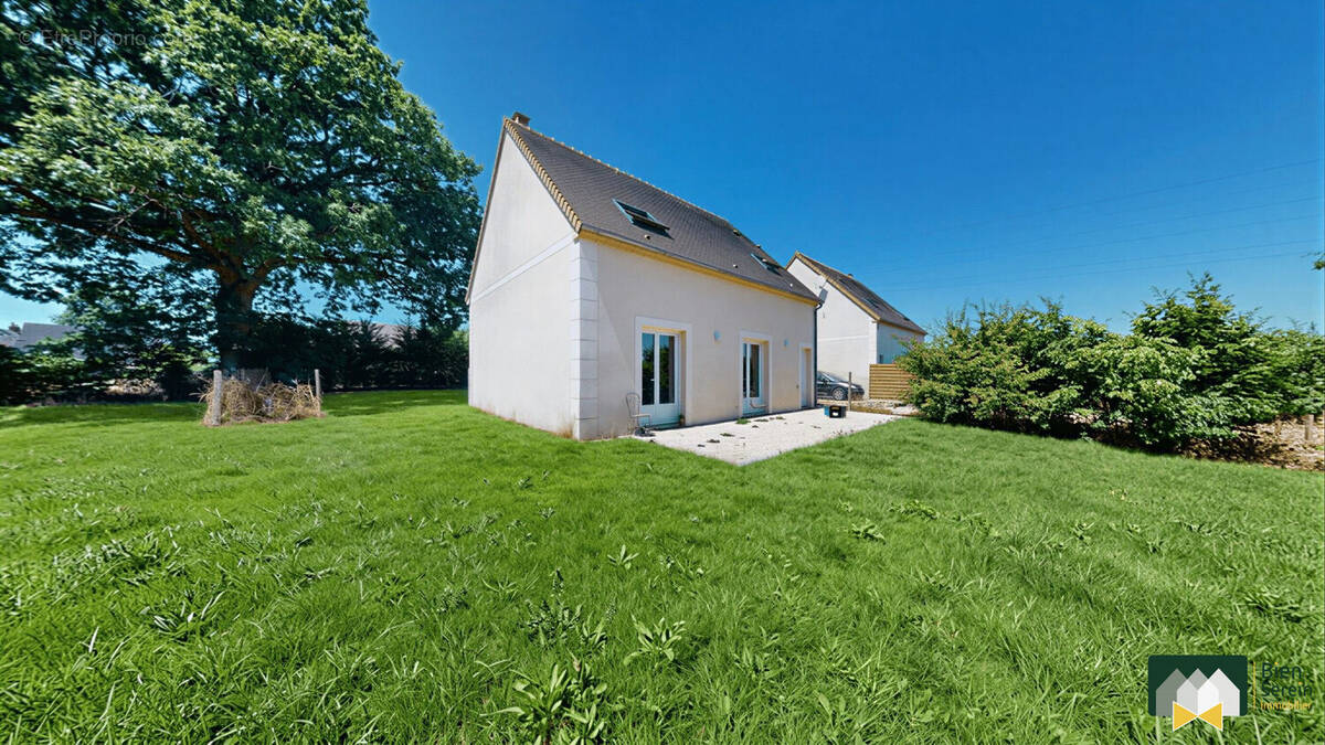 Maison à LE FAVRIL