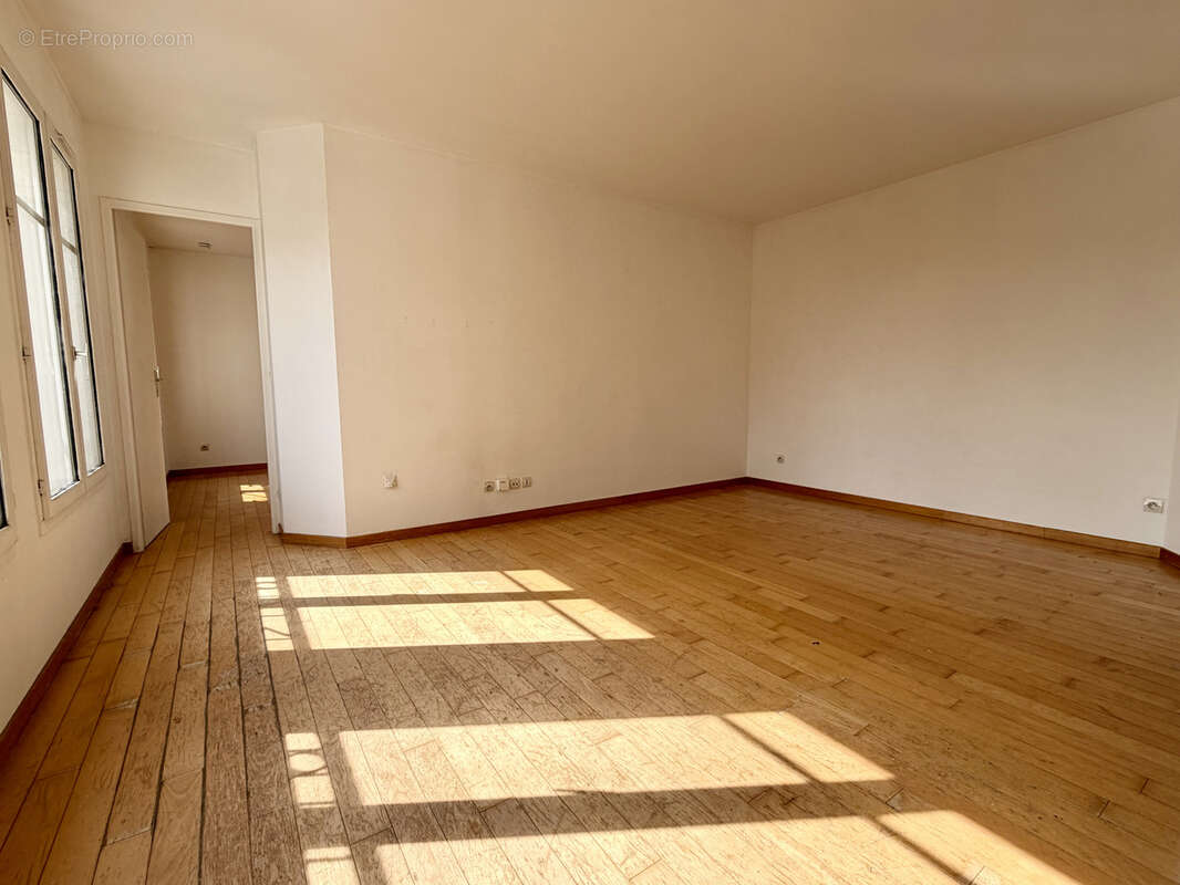 Appartement à THIAIS