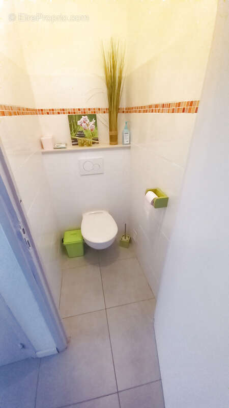 Appartement à LAMALOU-LES-BAINS