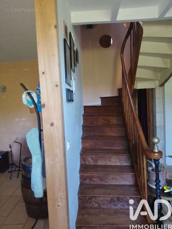 Maison 164 m² à Saint-Georges-De-Noisne  - photo 5