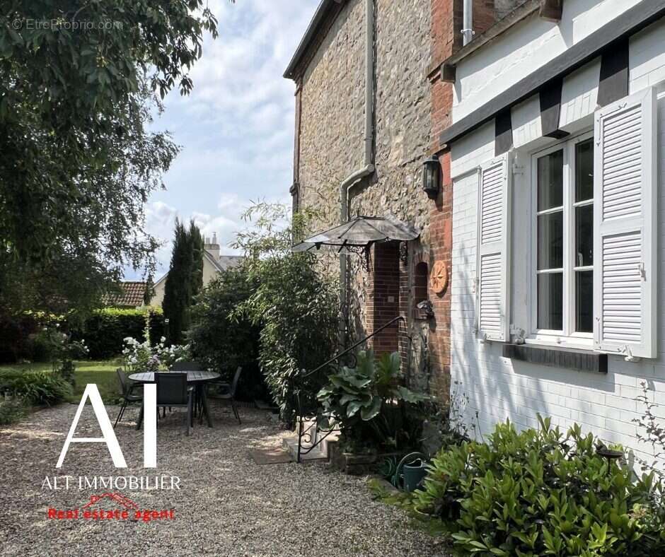 Maison à LA FERTE-MACE