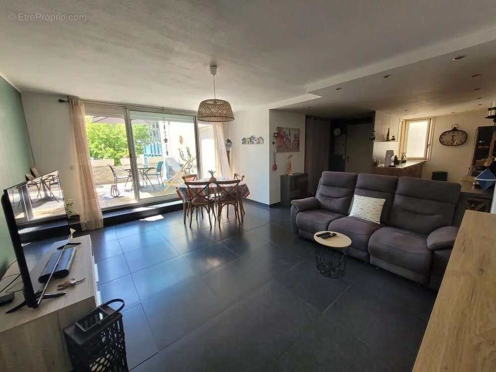 CANNES-LA-BOCCA, Appartement 4 Pièces, Terrasses, Garage - photo 2