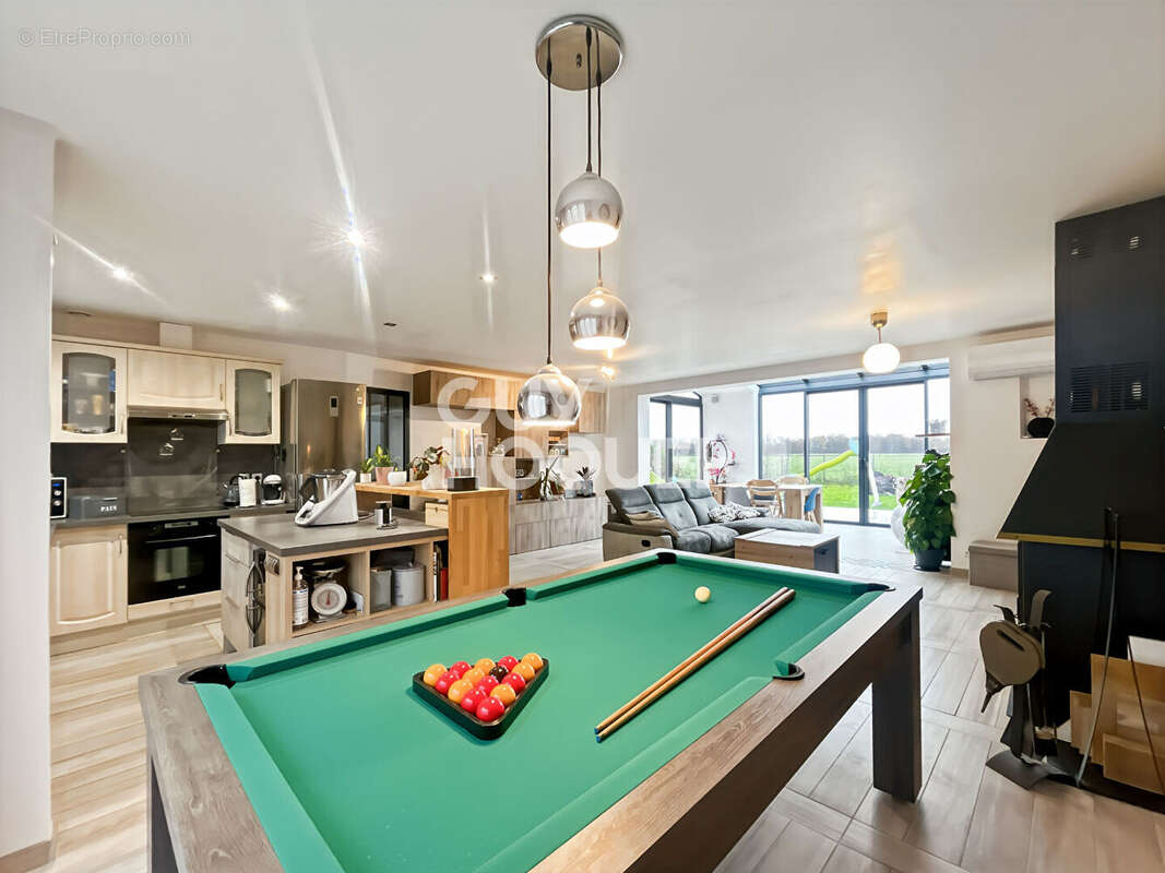 Maison à CHAUMES-EN-BRIE