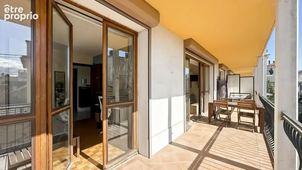 Valence -  t4 traversant avec terrasse de 20 m², garage et cave - photo 4