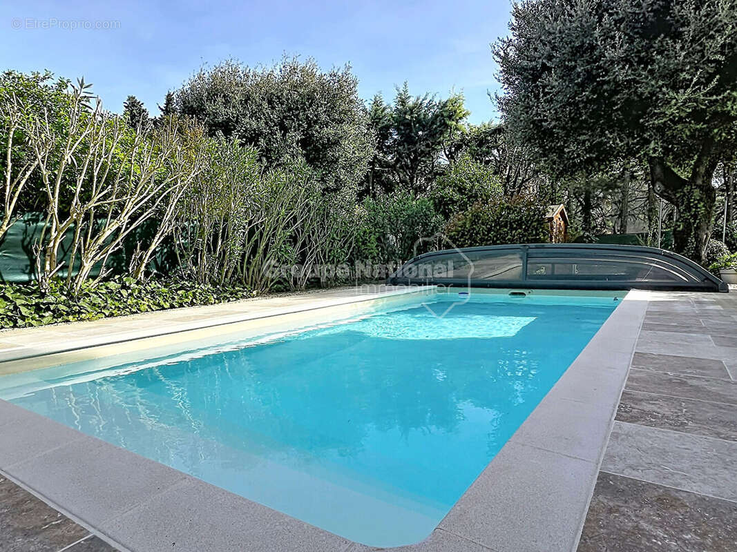 Maison à MONTSEGUR-SUR-LAUZON