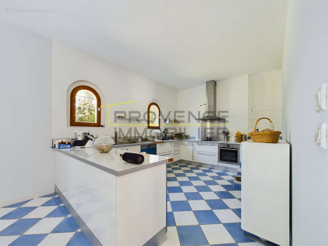 Grande maison avec 7 chambres à vendre à Montélimar - photo 8