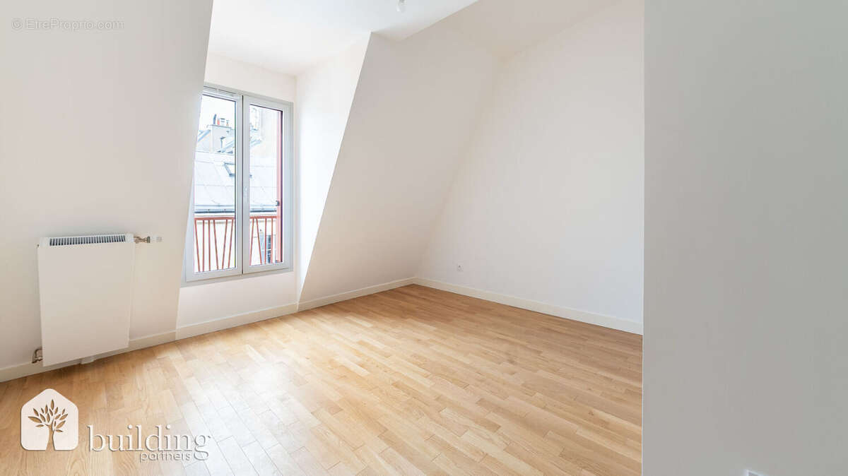 Appartement à PARIS-17E