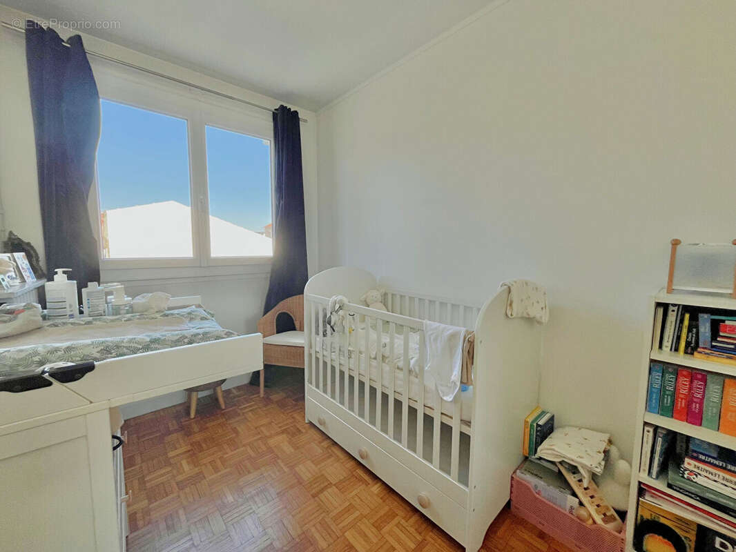 Appartement à NOGENT-SUR-MARNE