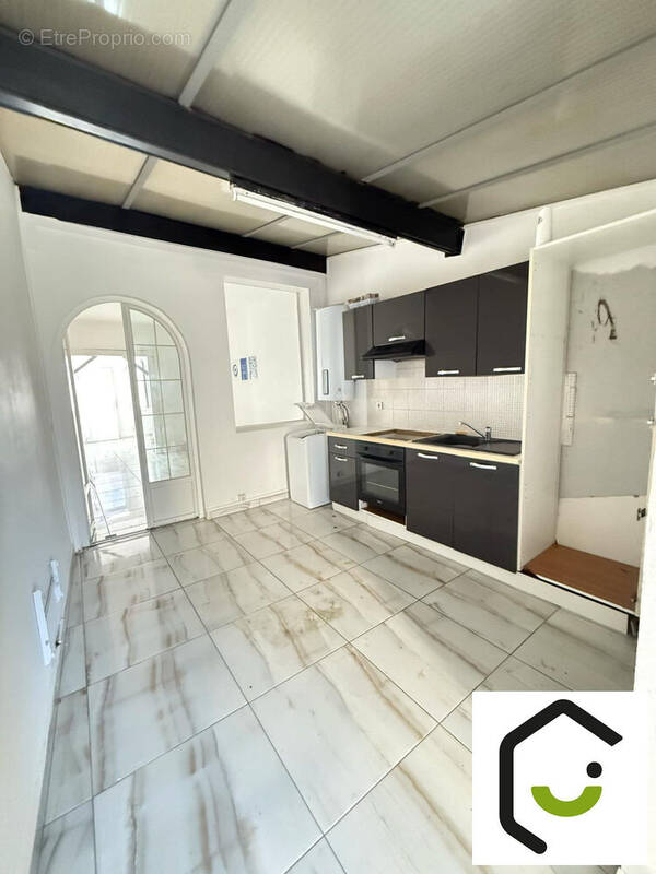 Photo 1 - Maison à ROYE