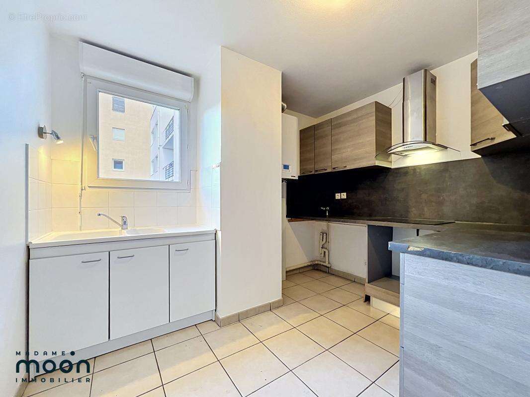 Appartement à OULLINS