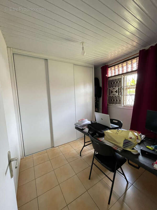 Maison à MACOURIA