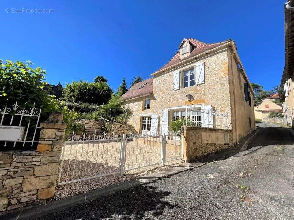 Maison à CAZALS