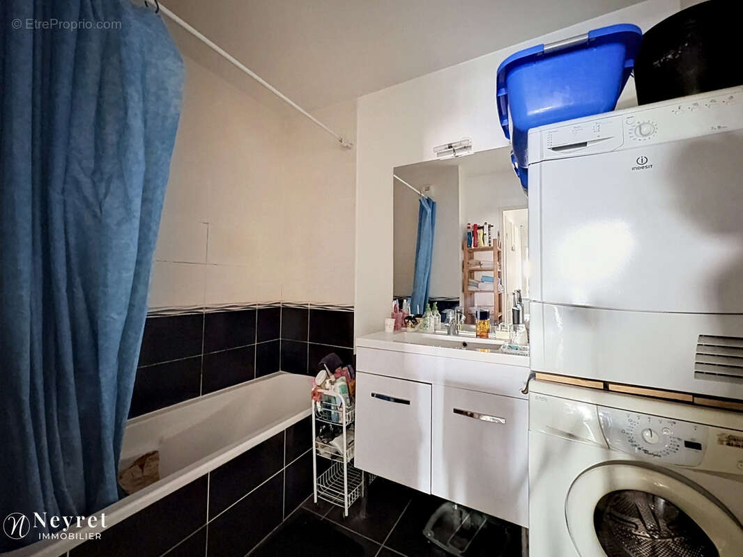 Appartement à BRON