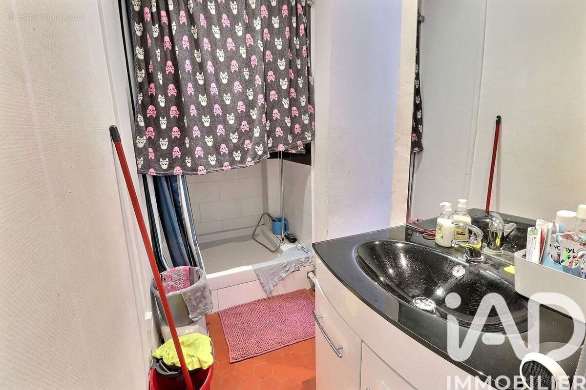 Photo 6 - Appartement à MARSEILLE-3E