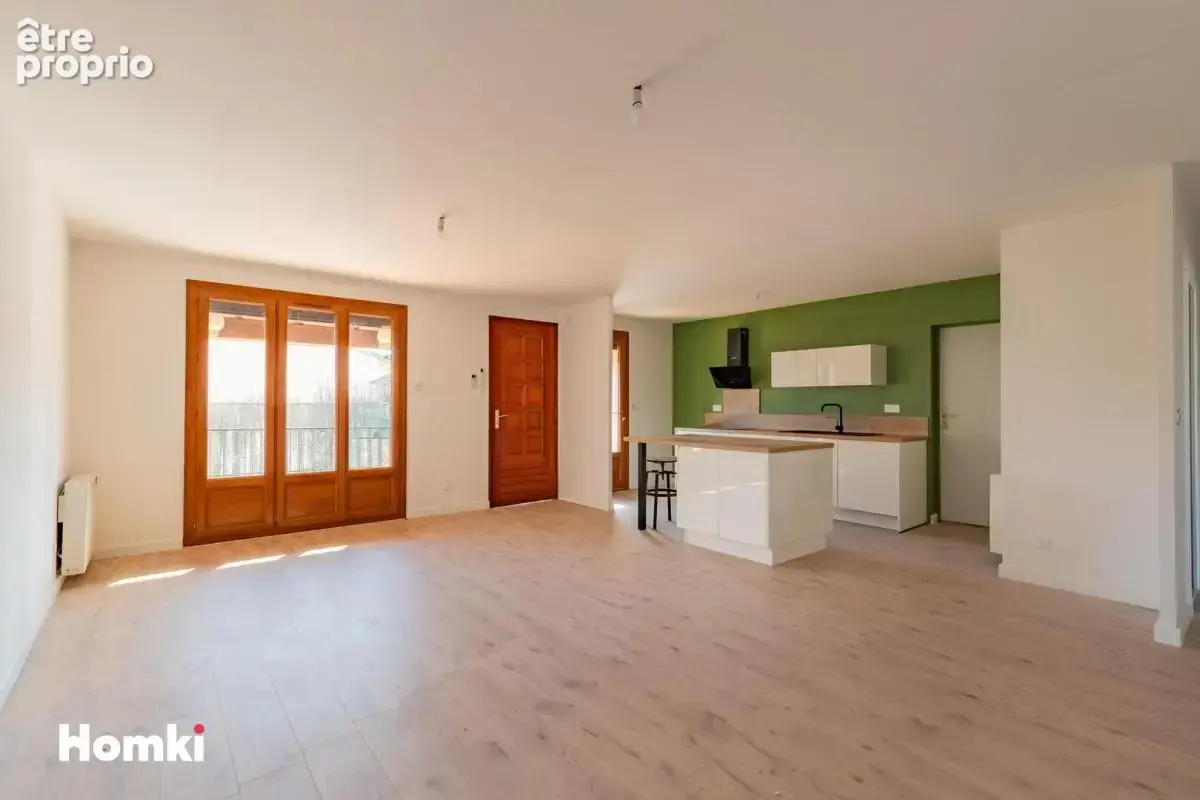 Maison/Villa T5 de 93 m² à Narbonne 11100 - photo 2