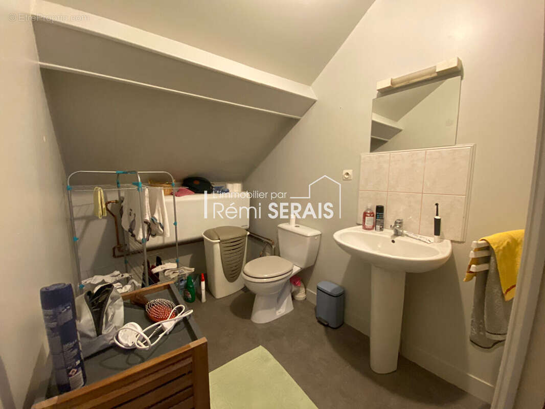 Maison à CONDE-SUR-NOIREAU