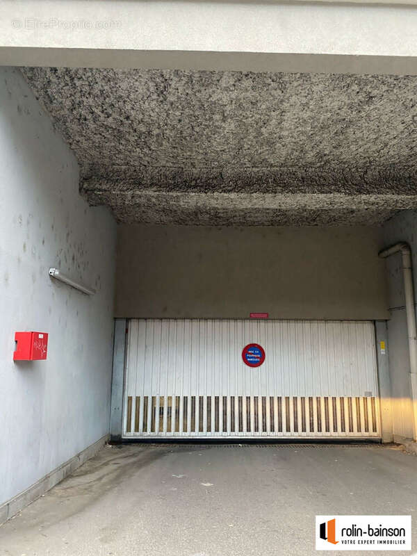 Parking 30 m² à Lyon-2e  - photo 2
