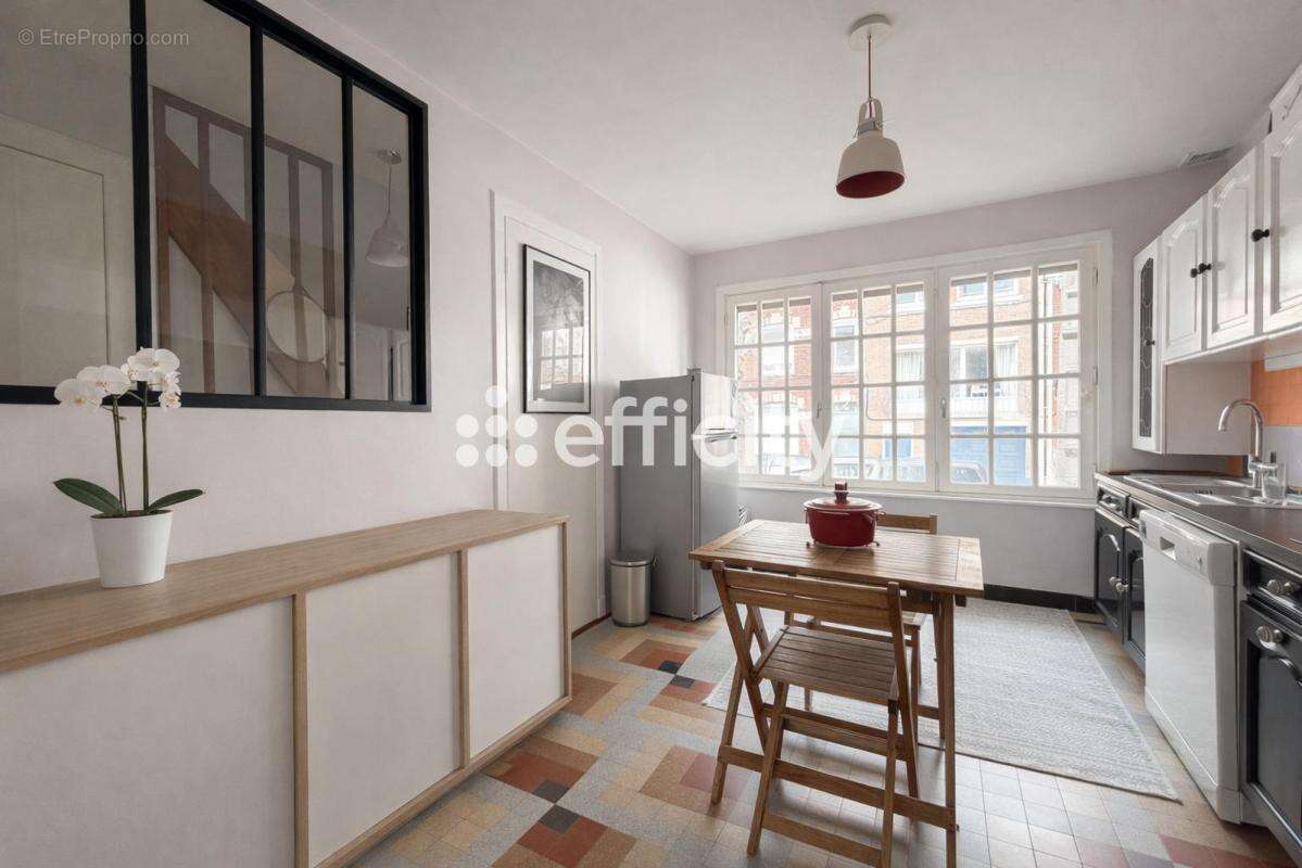 Maison à MONS-EN-BAROEUL