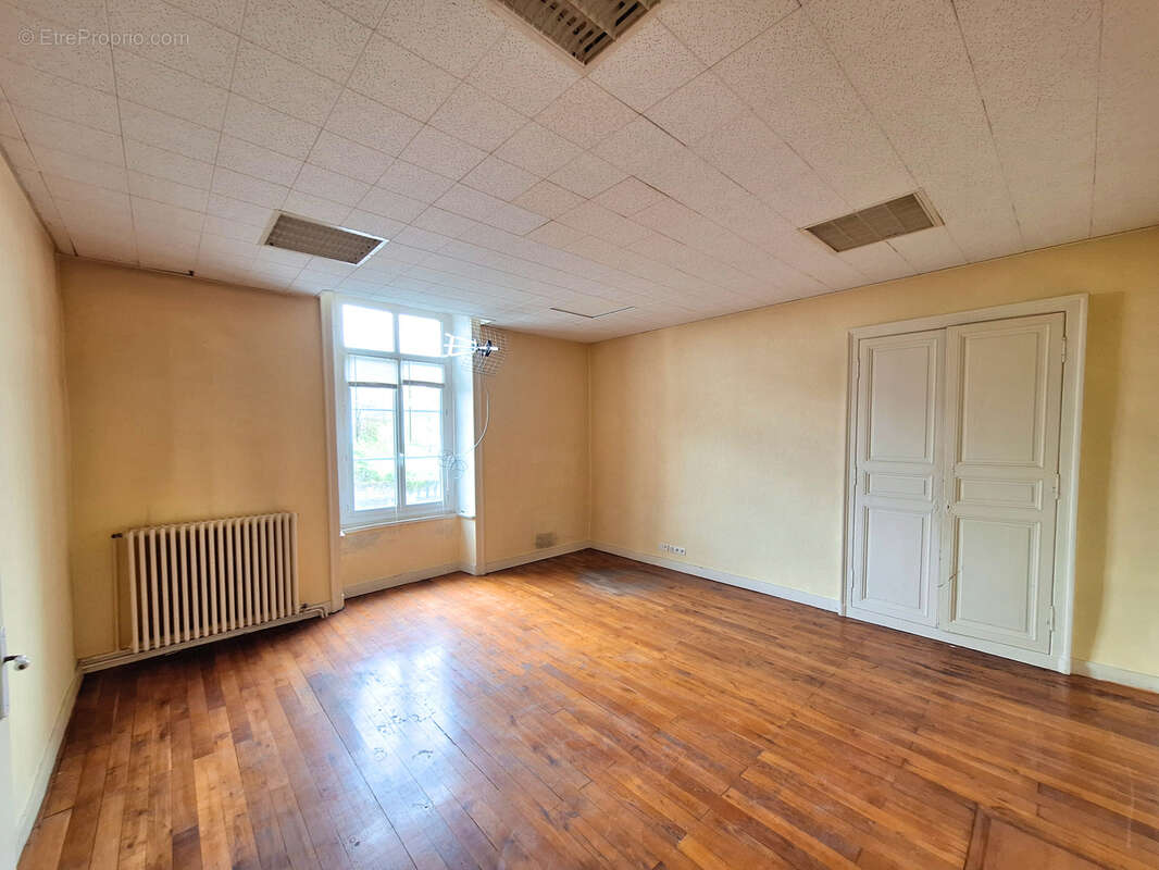 Appartement à SEGRE