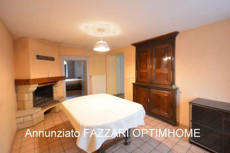  A vendre en exclusivité, Maison de village de 111 m² habitable avec dépendances et grande grange de 106 m² – Brandeville (55),  - photo 8