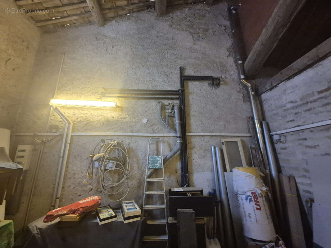 Maison de maître 290 m2 avec 7 chambres, remise et cour   Azille - photo 37