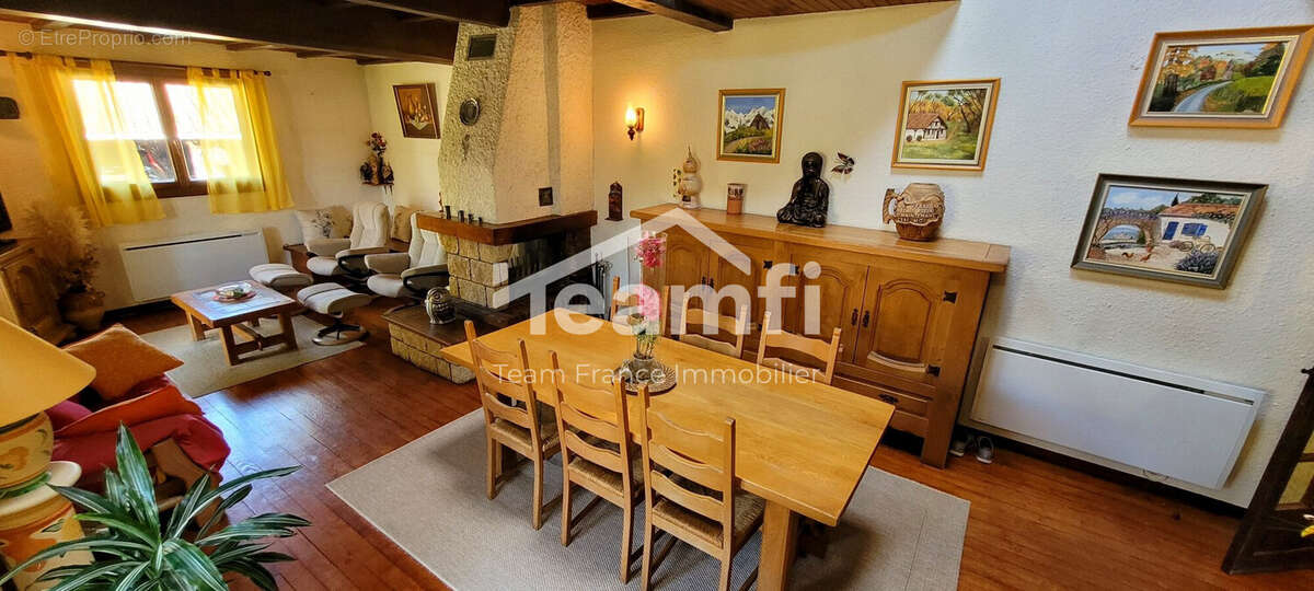 Maison à SAINT-MARTIN-DE-VALGALGUES