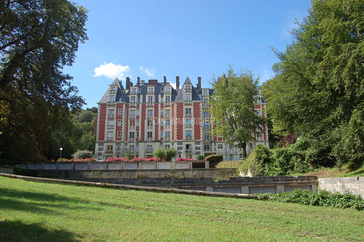 Appartement à ROUXMESNIL-BOUTEILLES