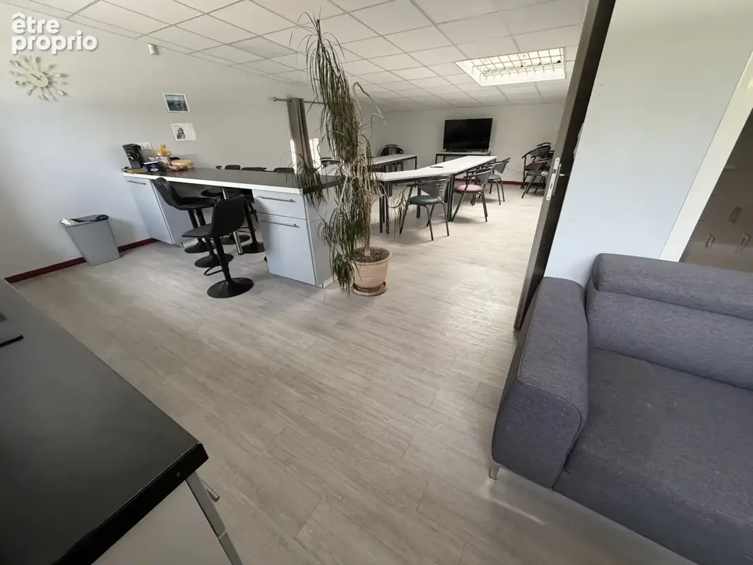 Toulouse sud   ensemble de locaux d’activité indépendants   env. 700 m2 - photo 3