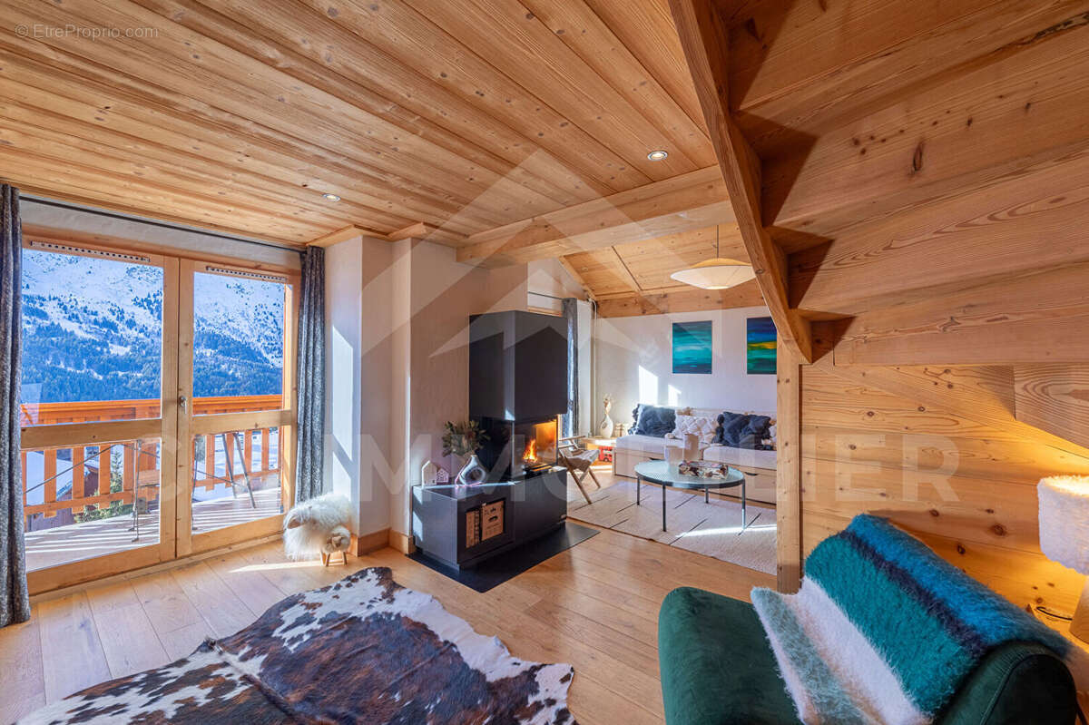 Appartement à LES ALLUES