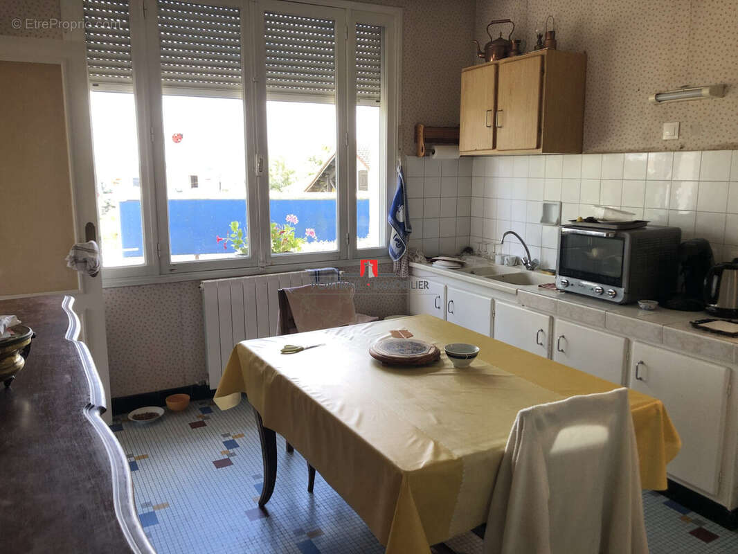 Maison 135 m² à Pugnac  - photo 5
