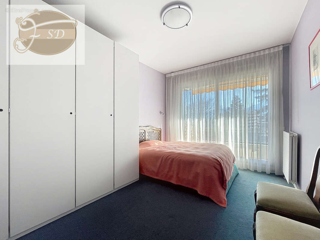 Appartement à MEYLAN