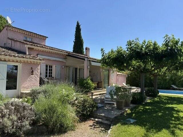 Maison à LORGUES