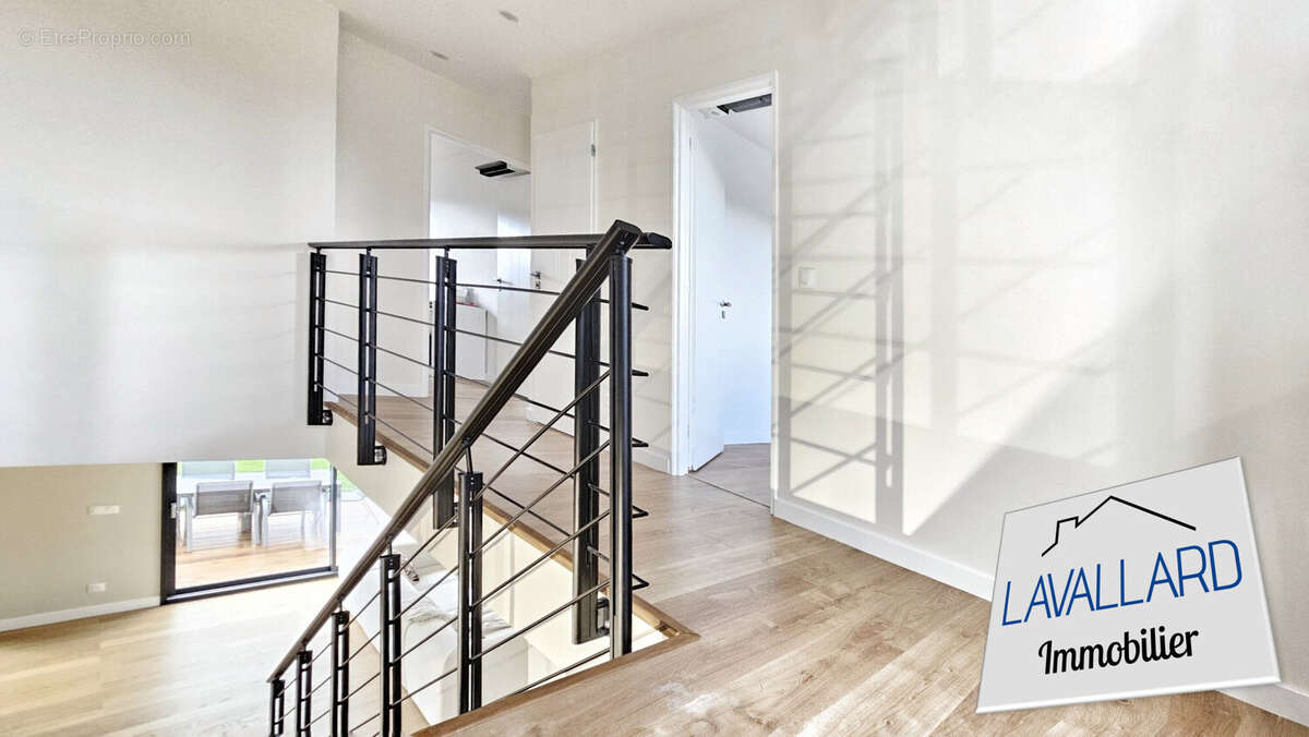 Maison à RAINNEVILLE