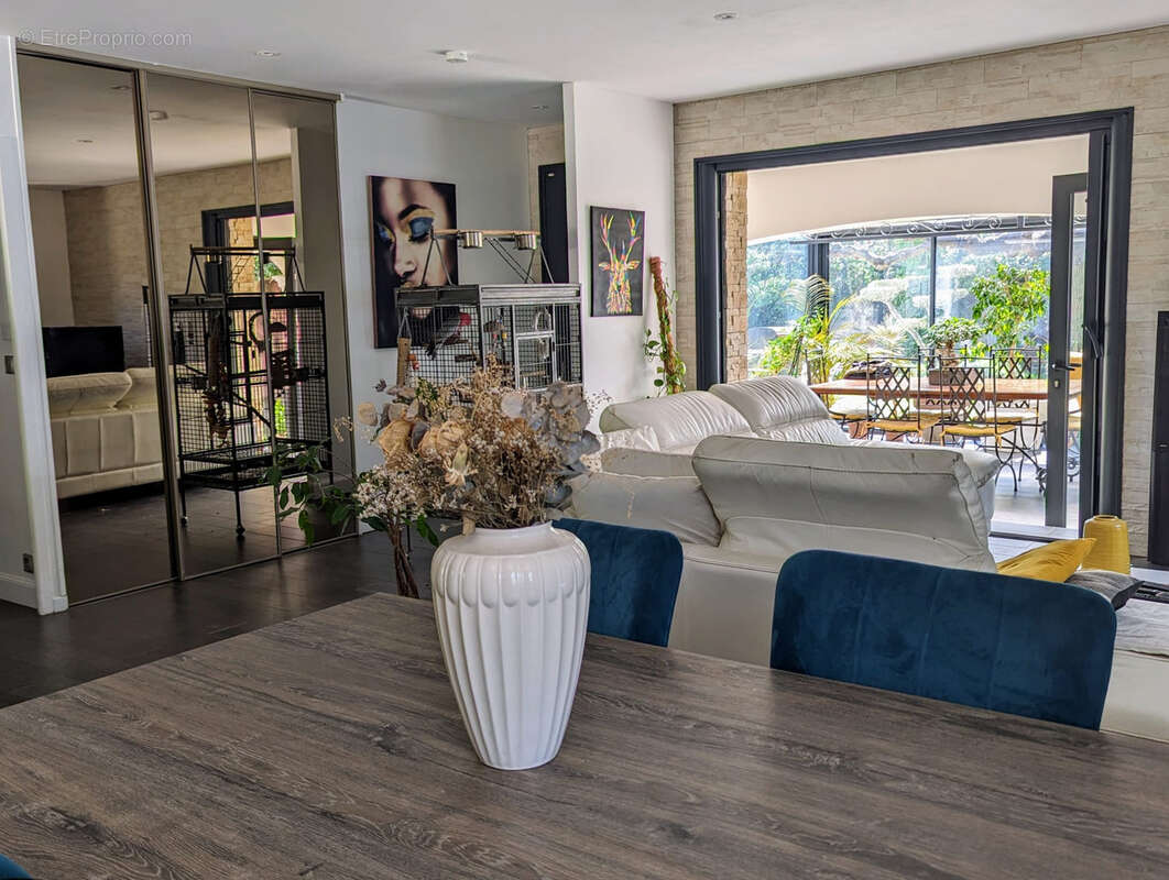 Maison à BAGNOLS-SUR-CEZE