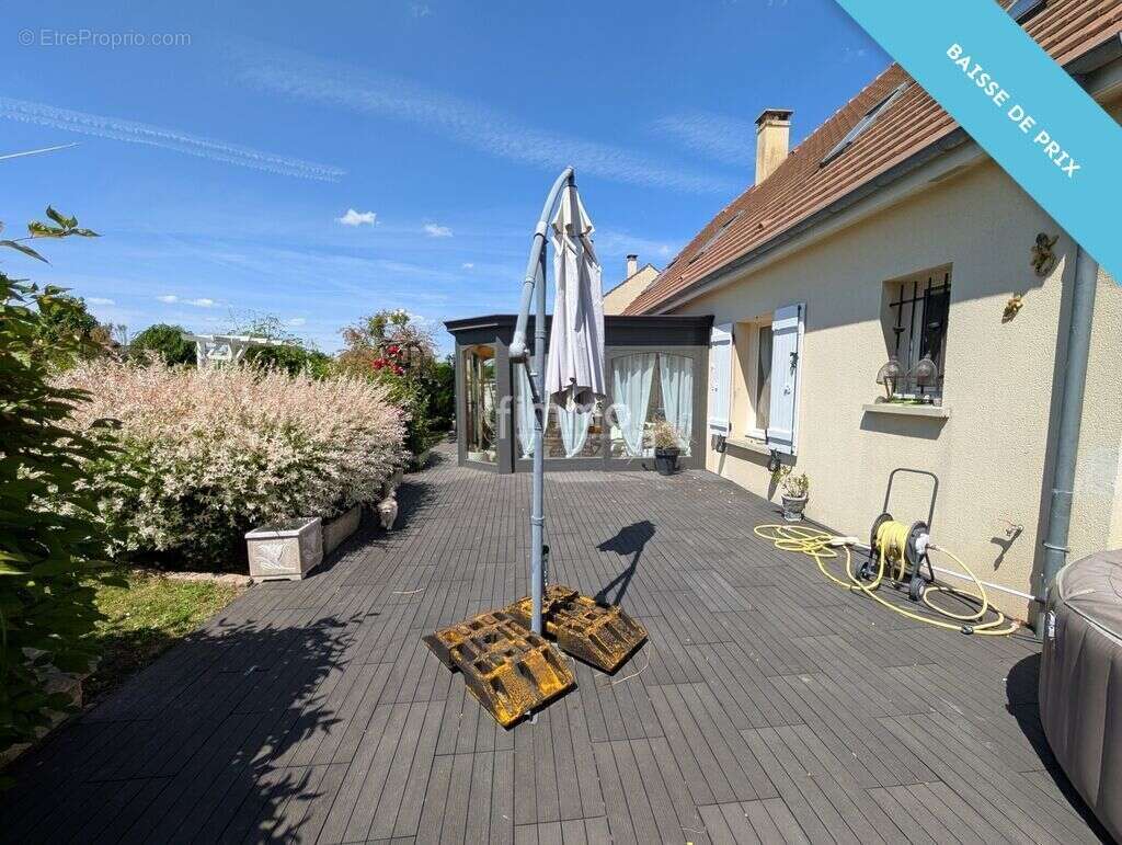 Maison à ROZAY-EN-BRIE