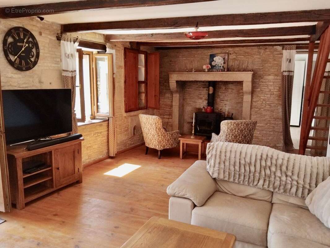 Appartement à MESSE