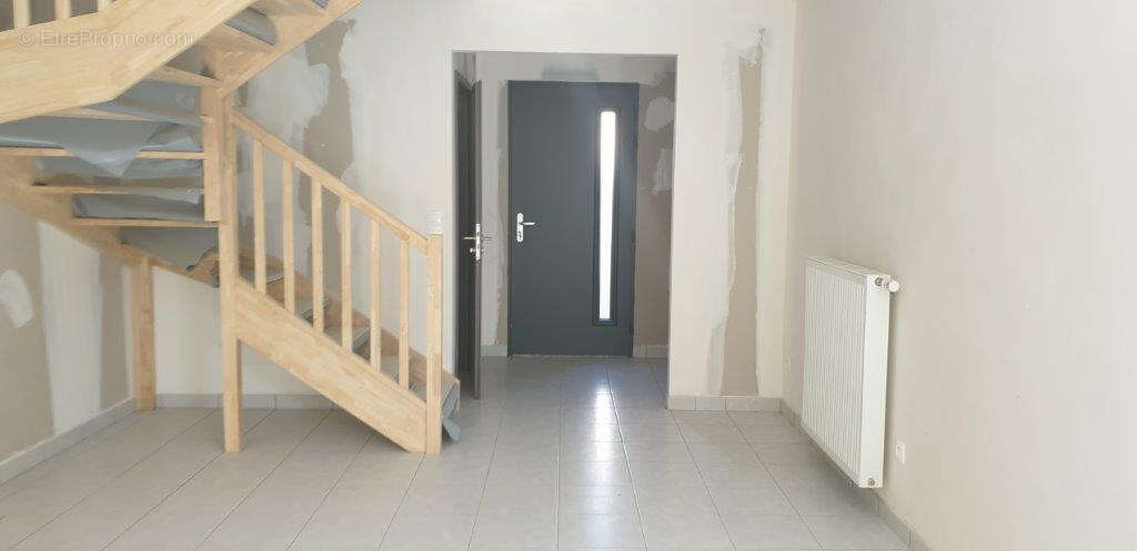 Maison à ROUSSY-LE-VILLAGE