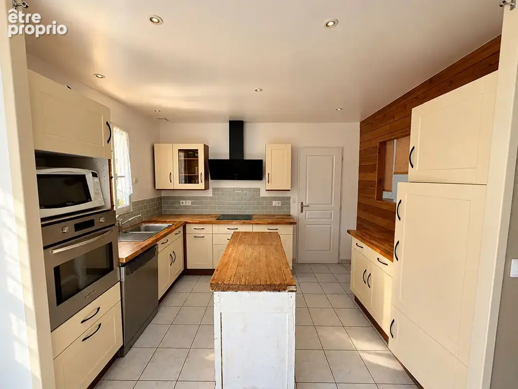 Secteur Arnage  Maison - 3 chambres, jardin et garage - photo 4