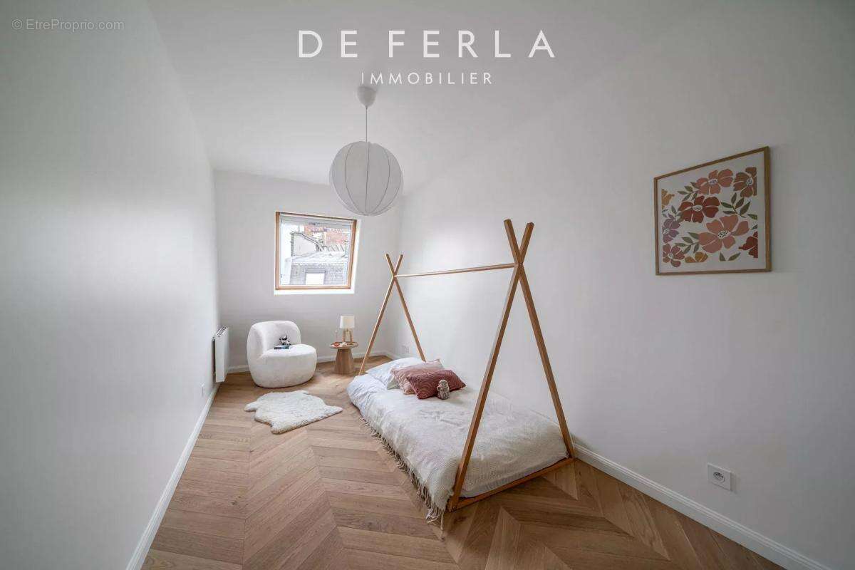 Appartement 5 pièces - PARIS XVII - photo 6