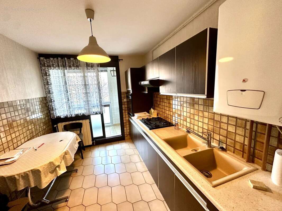 Appartement à ECHIROLLES