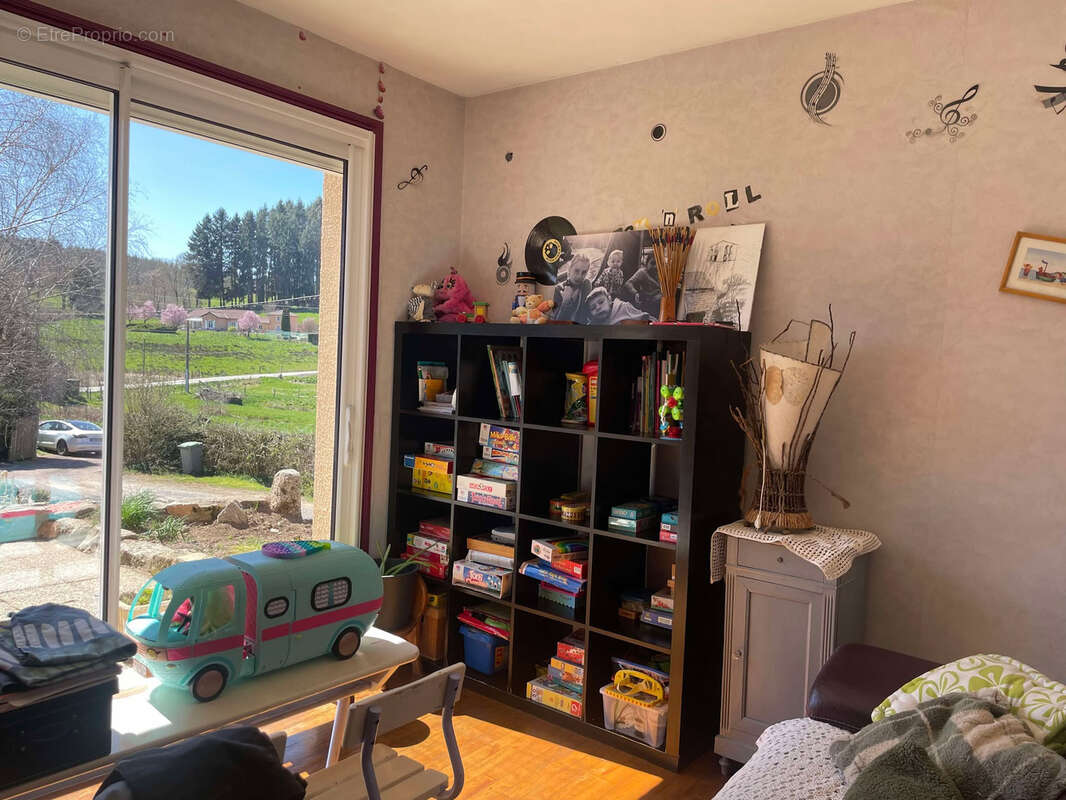 Maison à CHAUSSETERRE