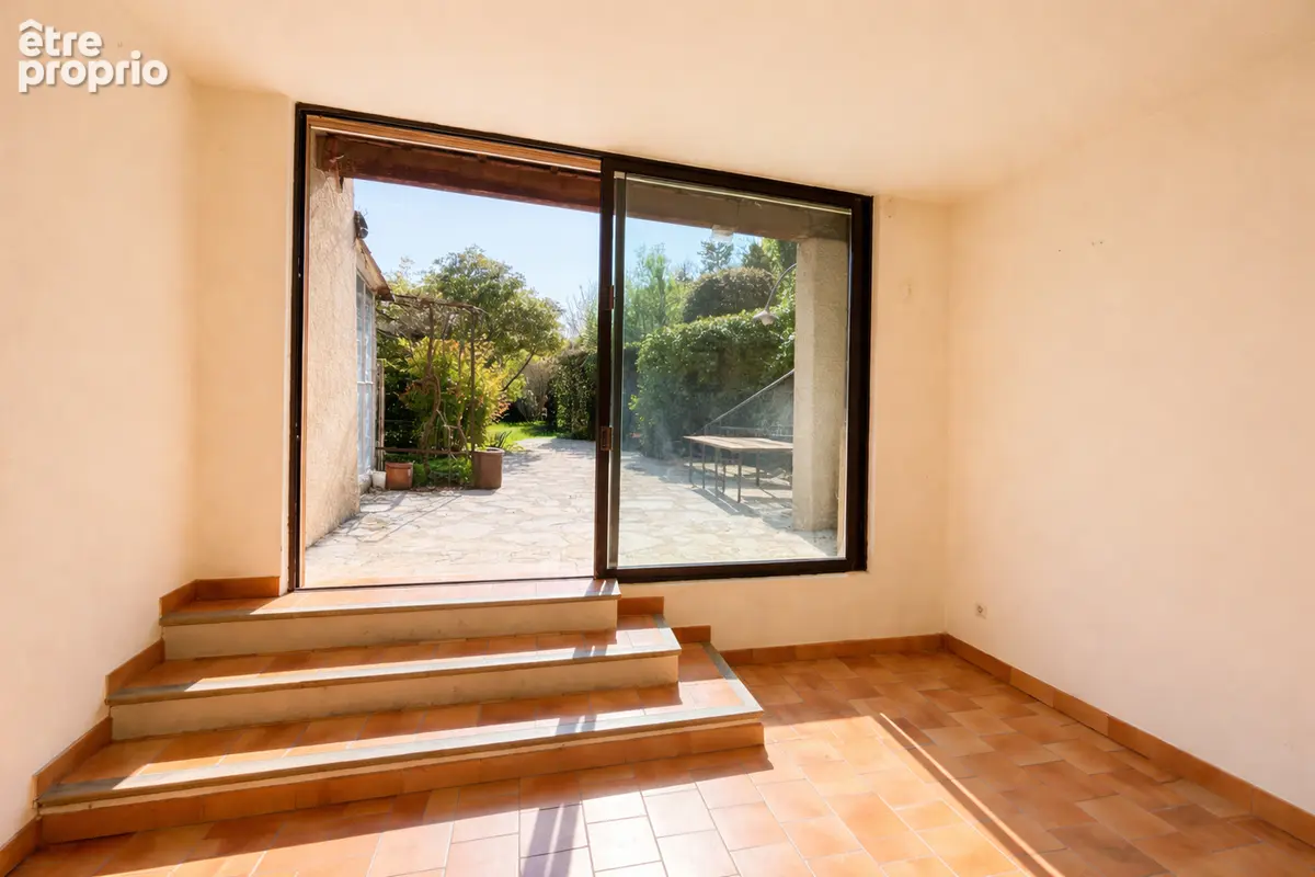 Maison Velaux 5 pièces 116 m²  au coeur du village - photo 2