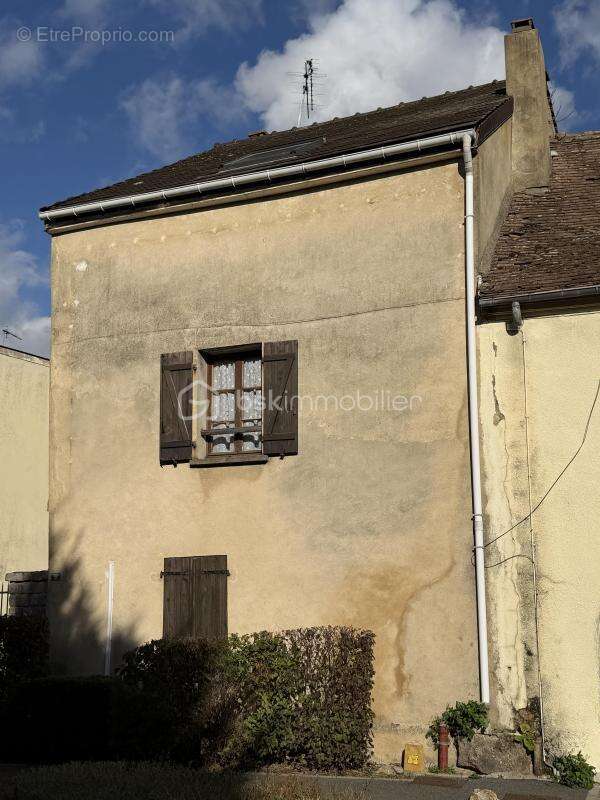 Maison à BALLAINVILLIERS