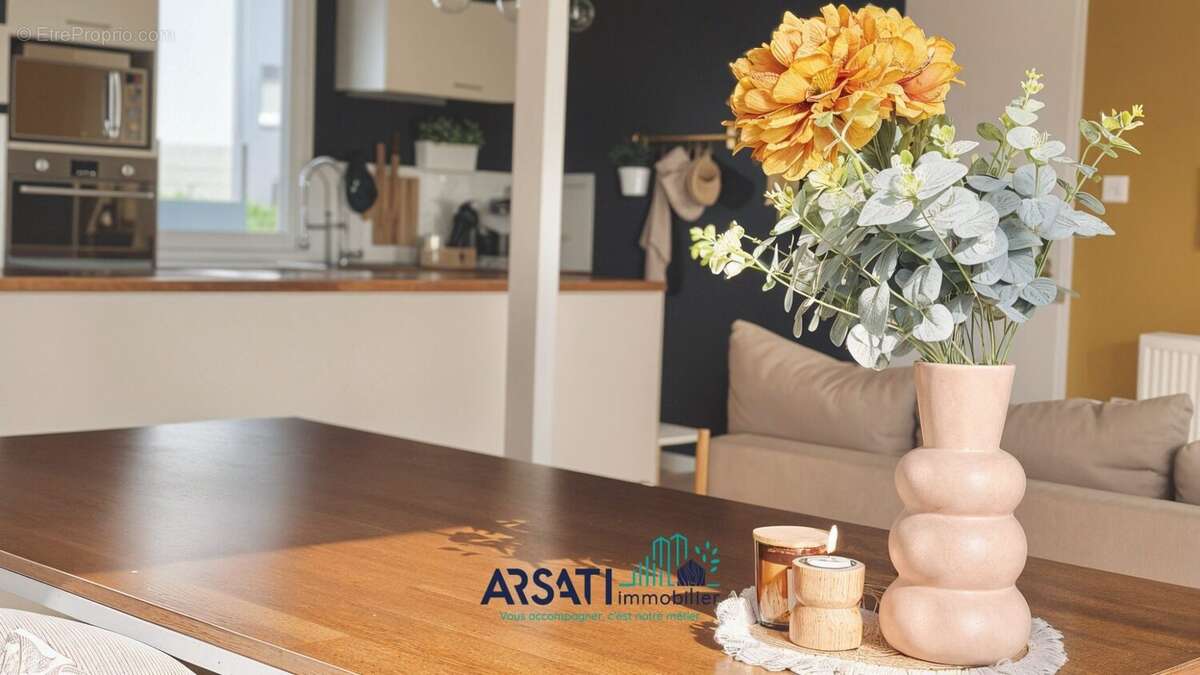 Maison à MONTAUBAN-DE-BRETAGNE