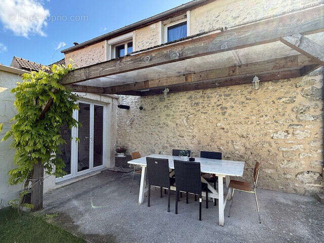 Photo 2 - Maison à LA FERTE-GAUCHER