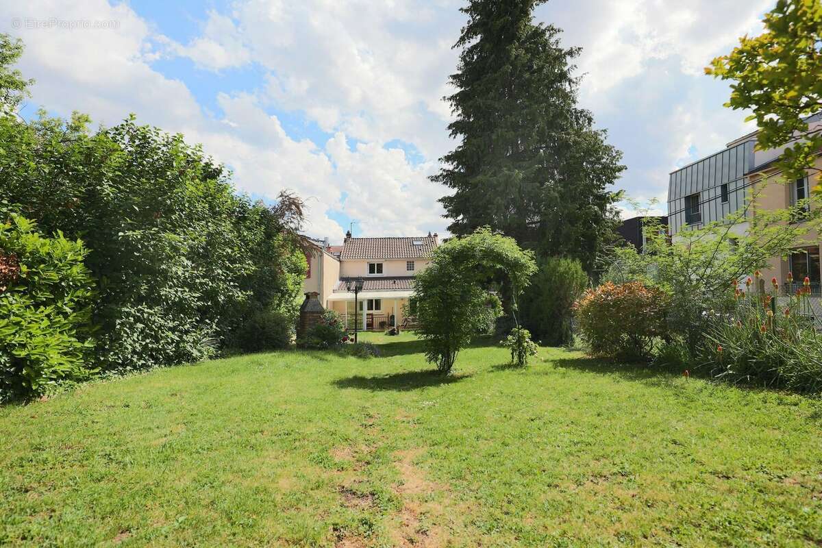 Maison à MONTREUIL