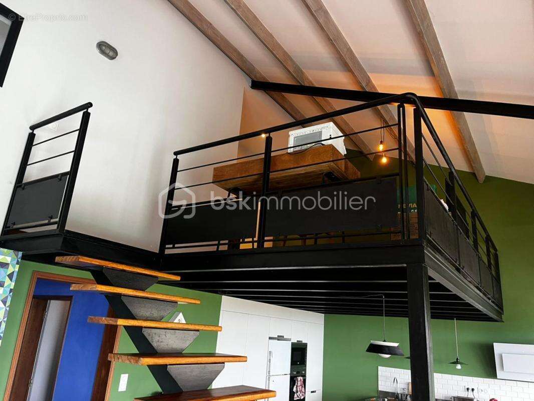 Maison à LES AVIRONS