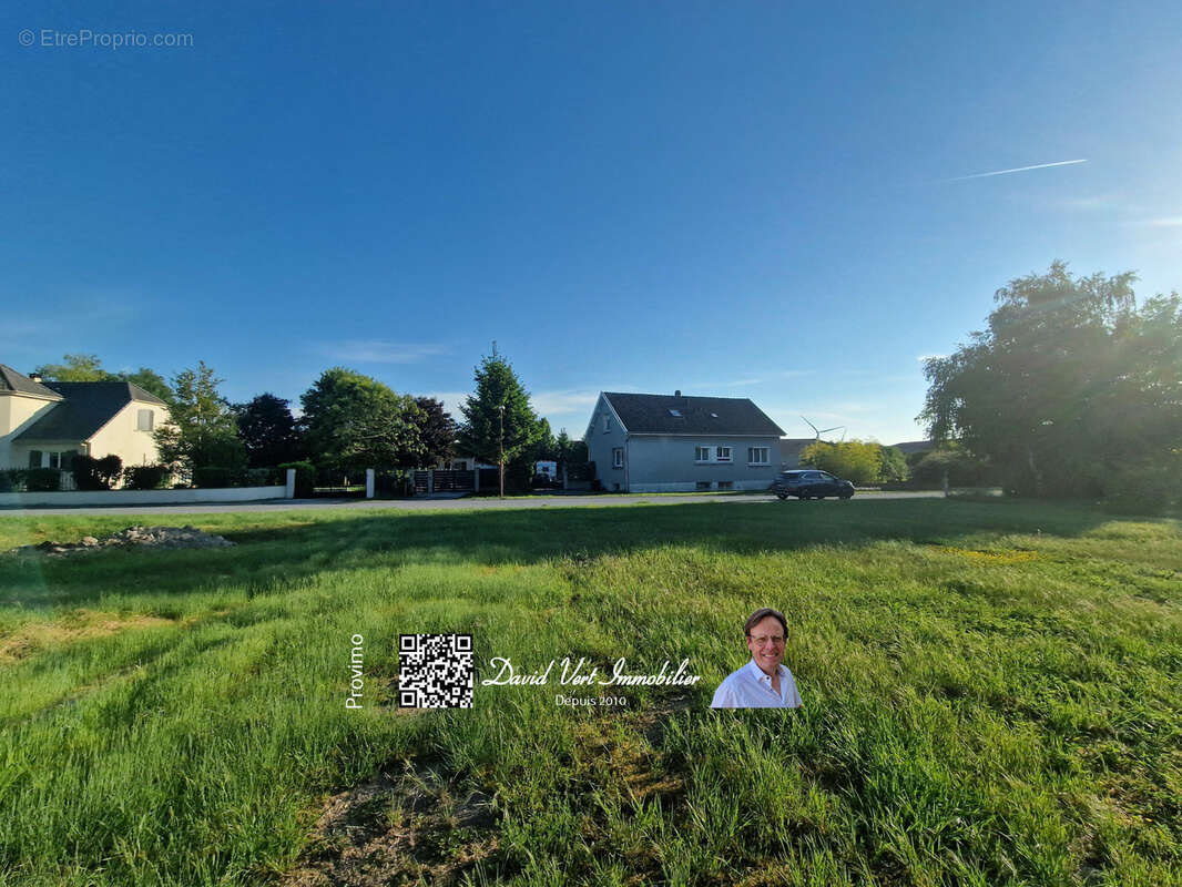 Terrain à CHAINTRIX-BIERGES