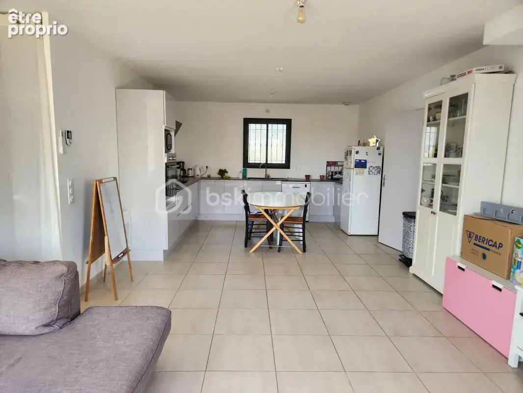 Exclusivite à forcalquier : plain-pied pour deux logements  villa récente quartier calme ! - photo 9